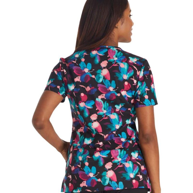 Cherokee V-Neck Print Top in Brushing Blooms - Image 3