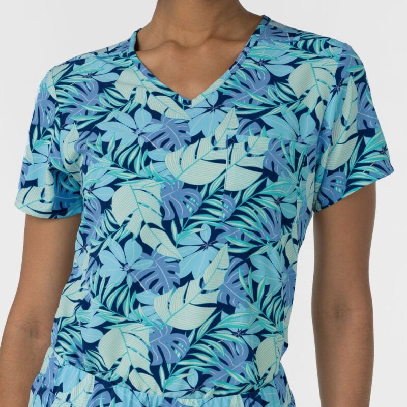Wonderwink Fashion Prints Women's 1-Pocket Tuck-in Print Scrub Top - Image 7